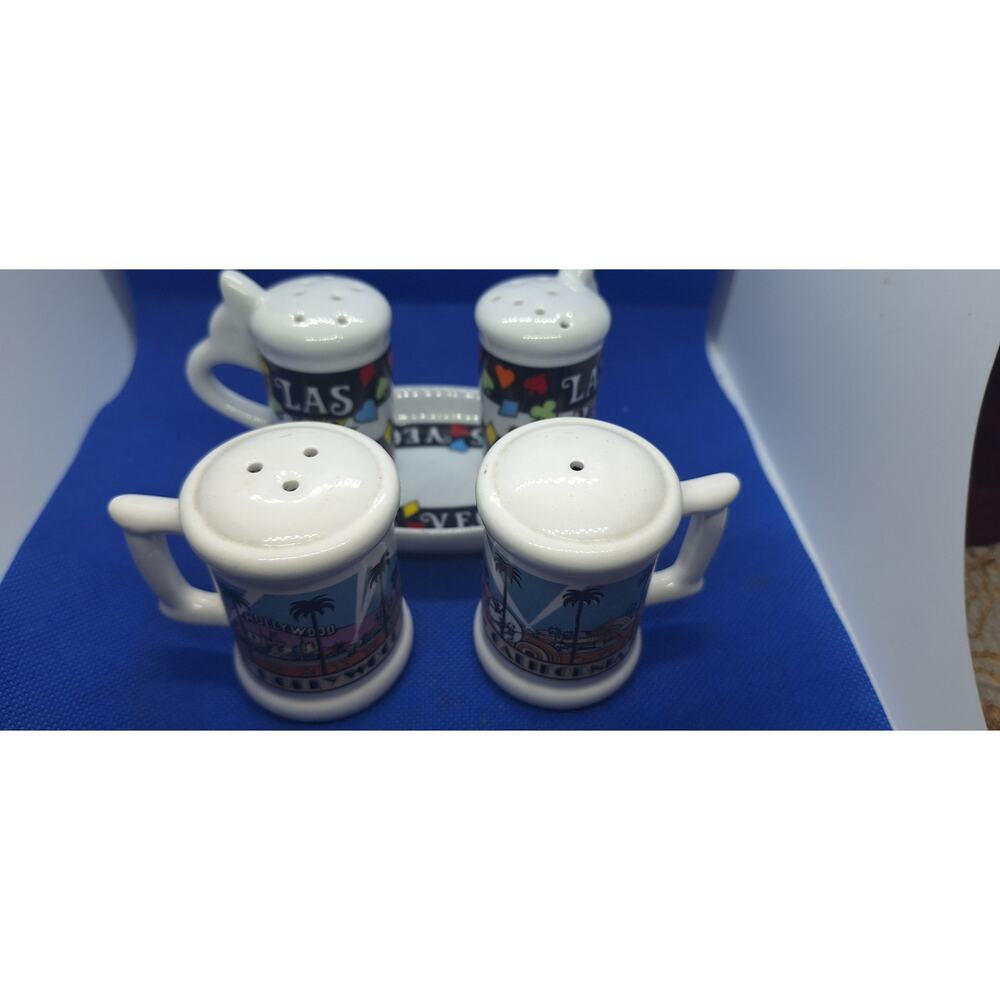 Western us vacation souvenirs las vegas & hollywood salt & pepper shakers